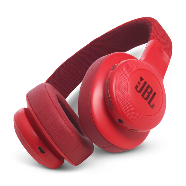 JBL E55BT